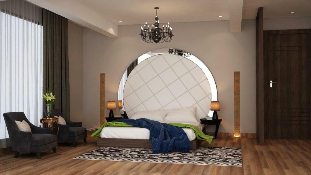 Hotel Palm Luxury In Mainpuri ภายนอก รูปภาพ